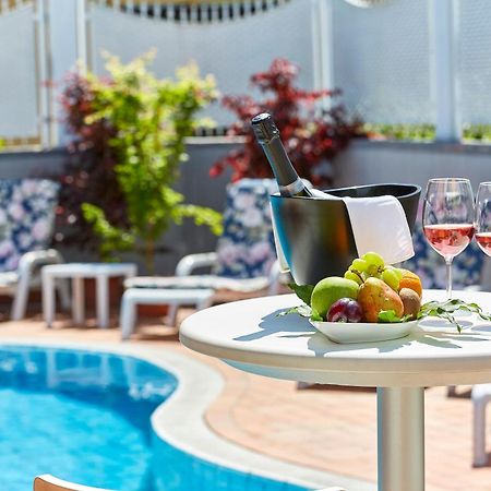 Attico Open Space - Piscina A 400 Mt デセンツァーノ・デル・ガルダ エクステリア 写真